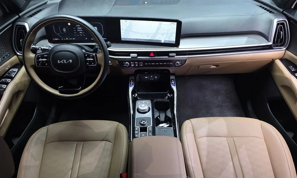 Kia Sorento — фото 7