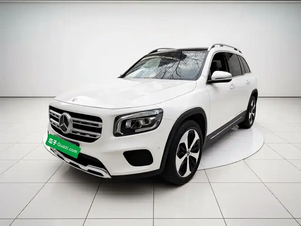 Mercedes-Benz GLB — фото 4