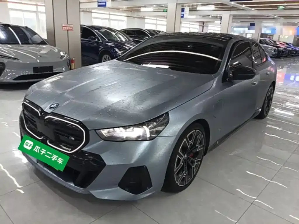 BMW i5 M60 — фото 10