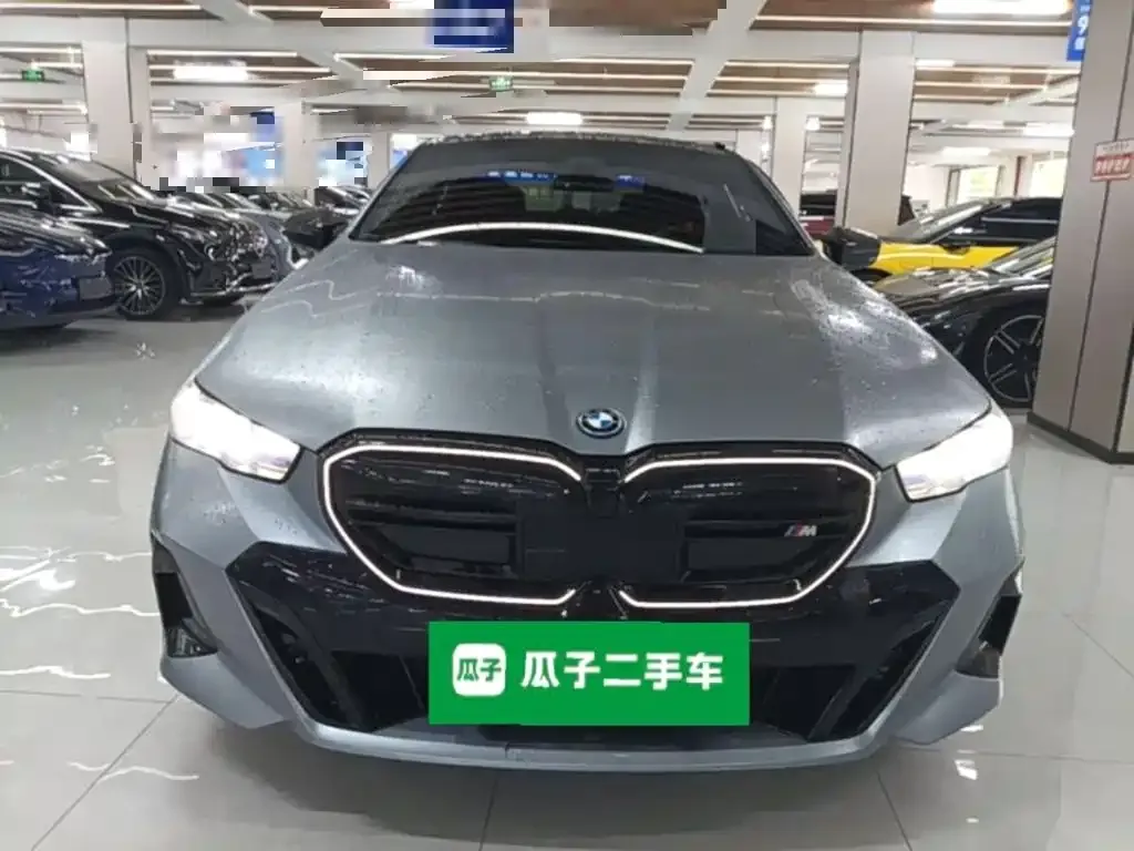 BMW i5 M60 — фото 2