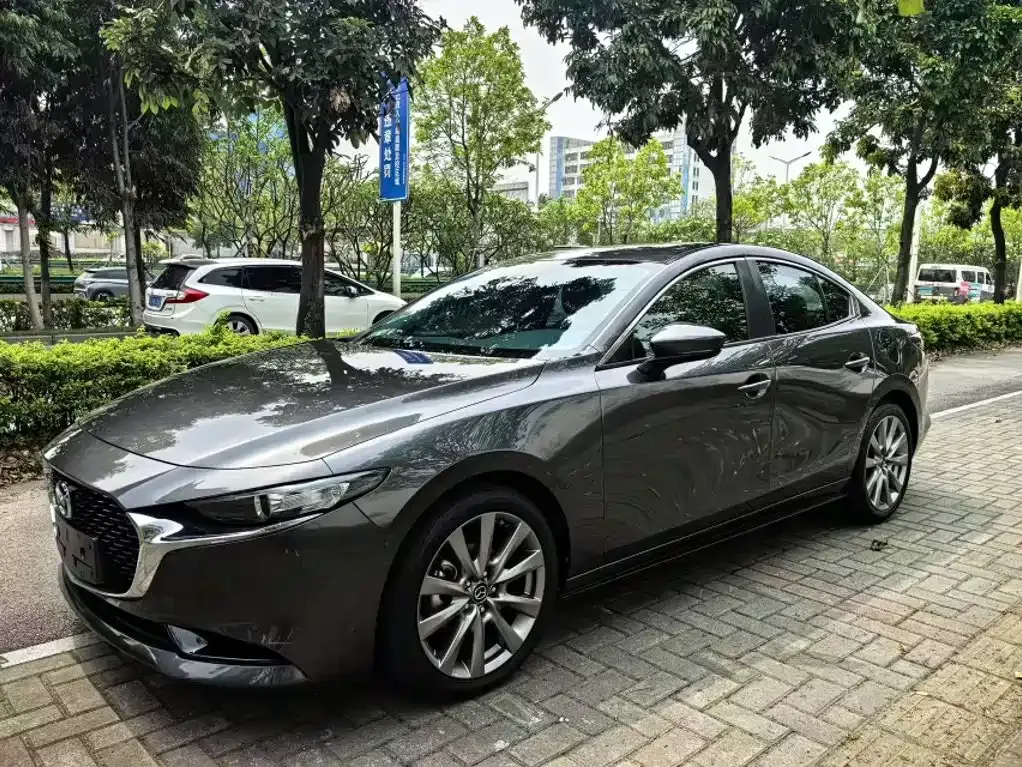 Mazda 3 Axela — фото 8