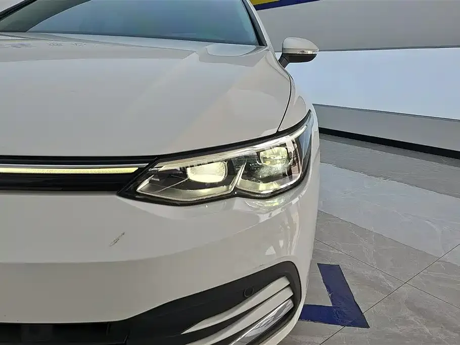 Volkswagen Golf — фото 6