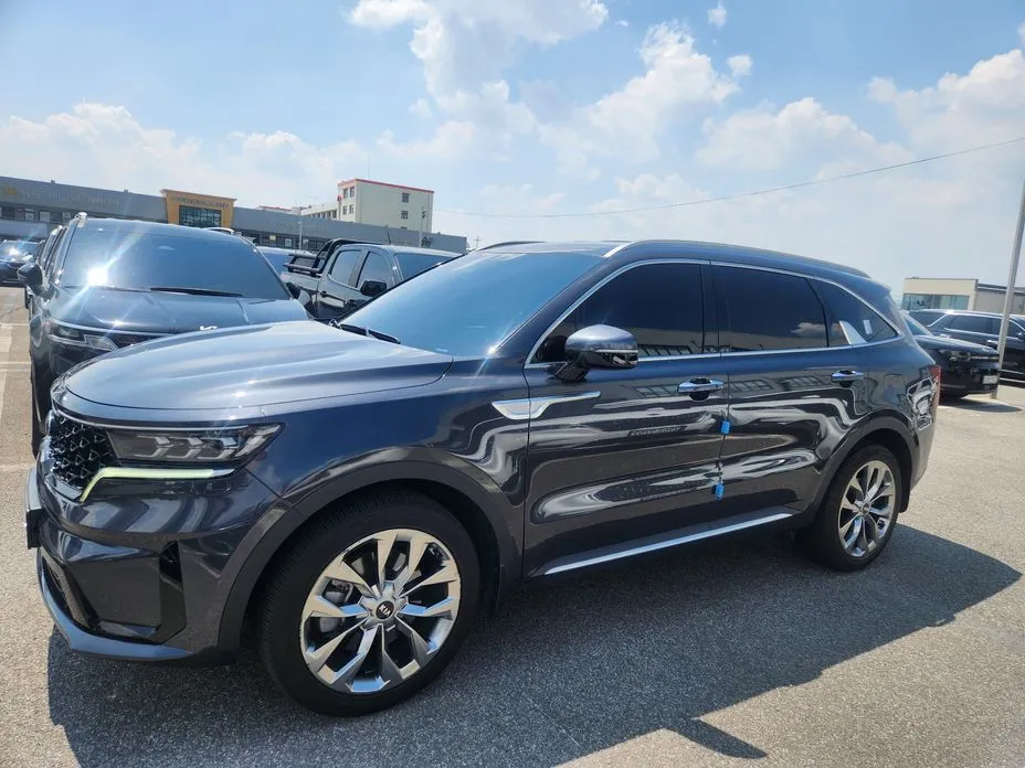 Kia Sorento — фото 4