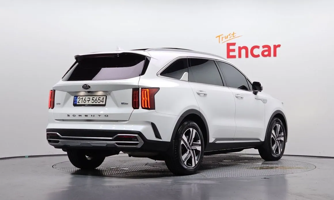 Kia Sorento — фото 4