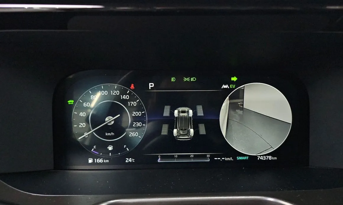 Kia Sorento — фото 6