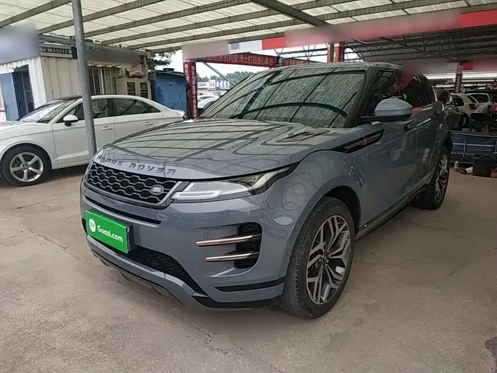 Land Rover Evoque — фото 1