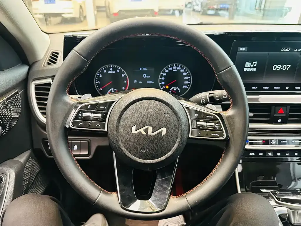 Kia KX3 — фото 6