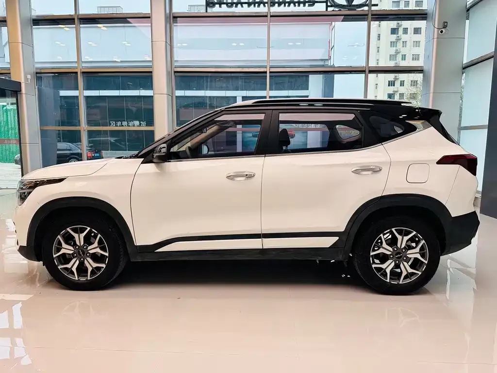 Kia KX3 — фото 3