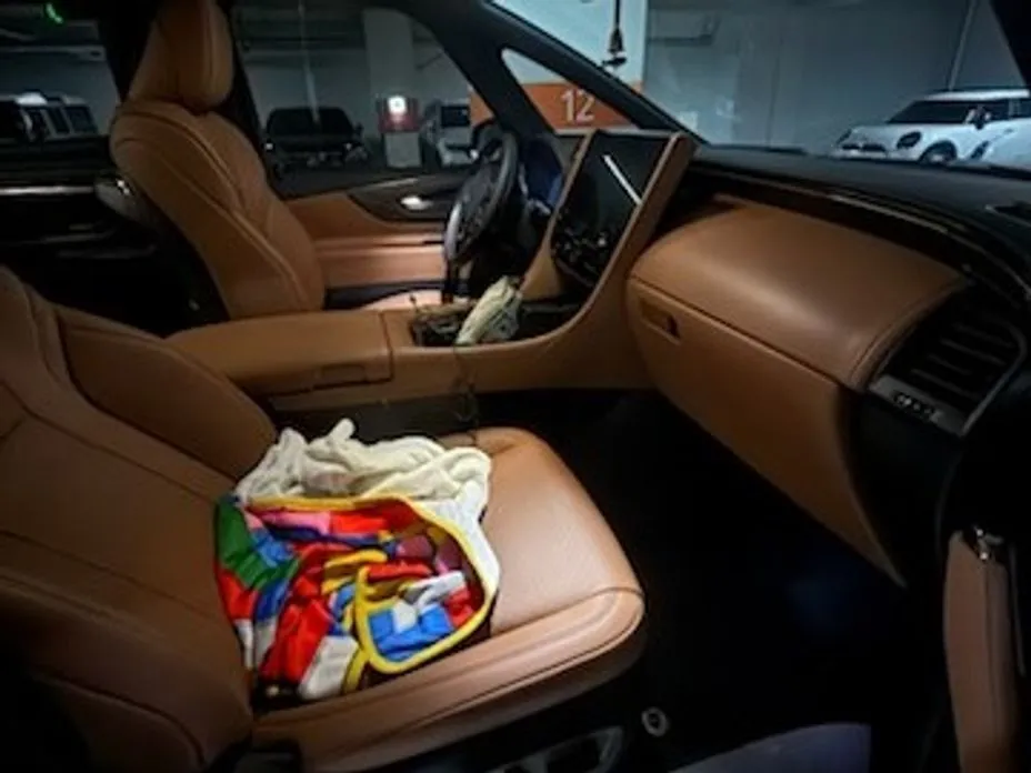 Toyota Alphard — фото 2