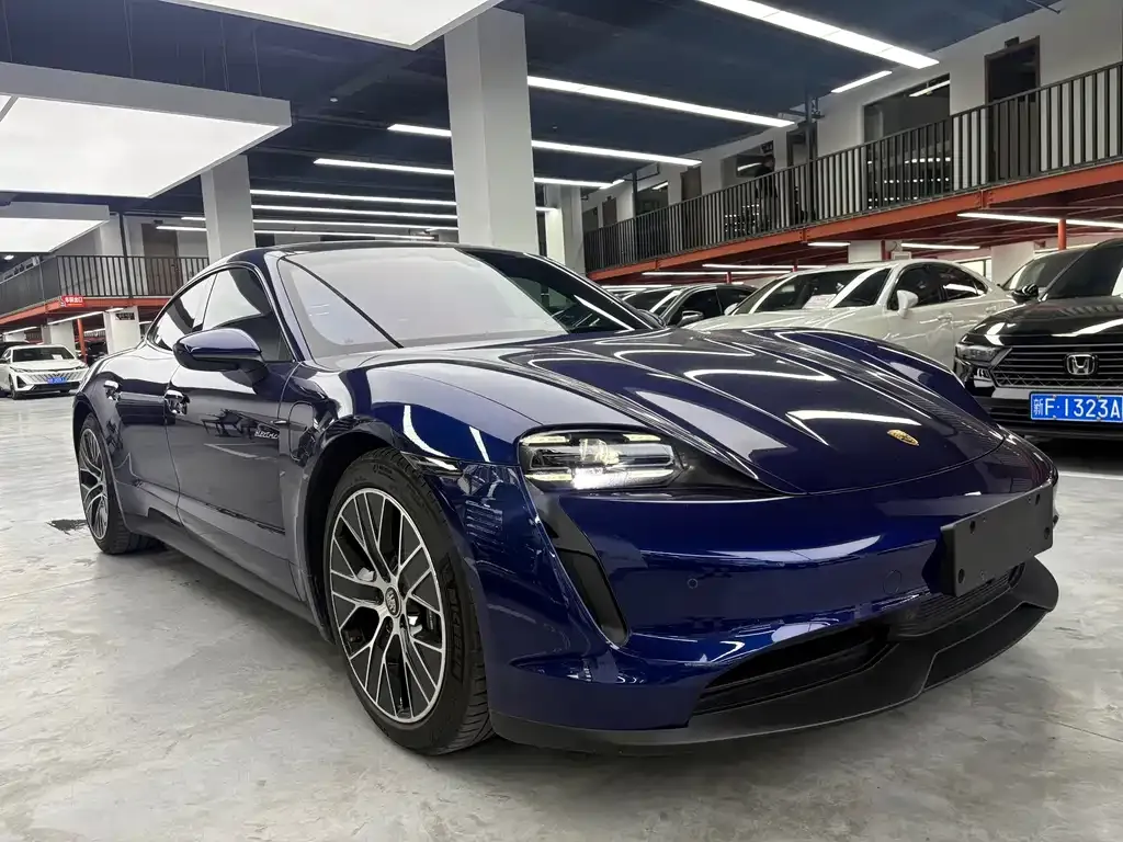 Porsche Taycan 2021 из CN, фото 8
