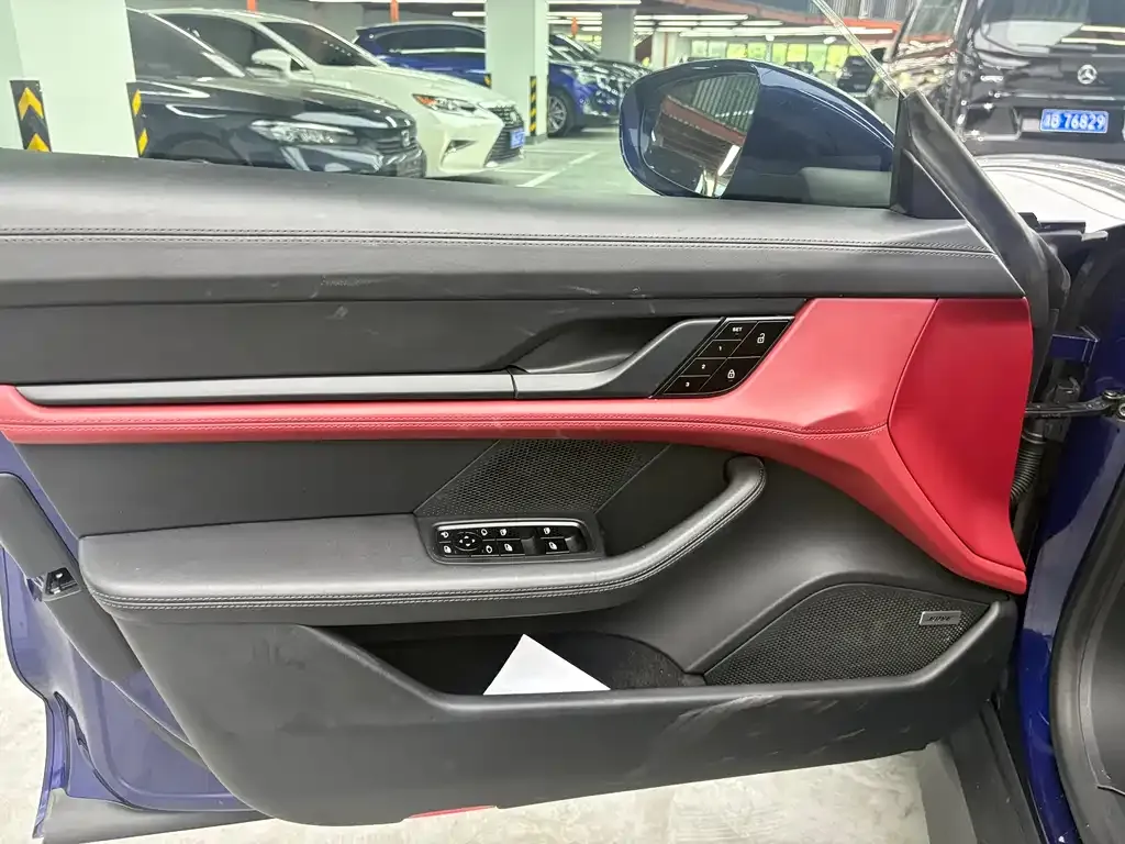 Porsche Taycan 2021 из CN, фото 9