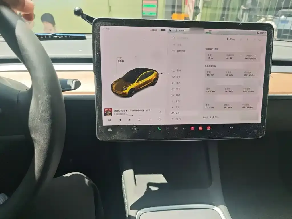 Tesla Model 3 — фото 6