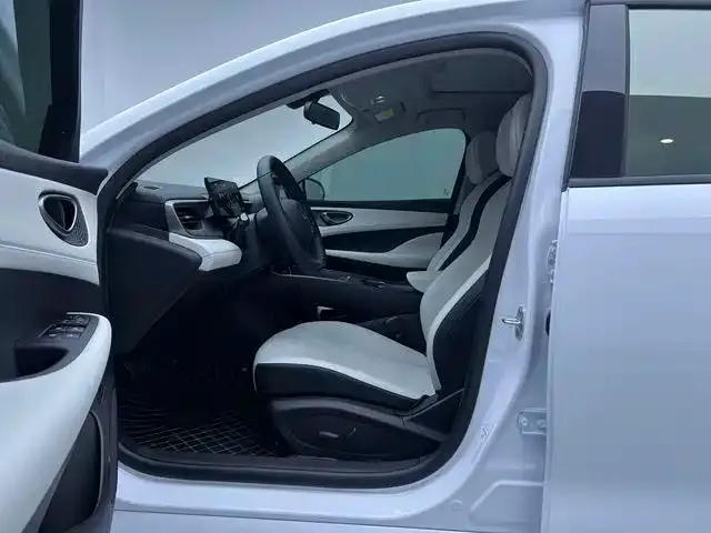BYD Seal 05 DM-i — фото 2