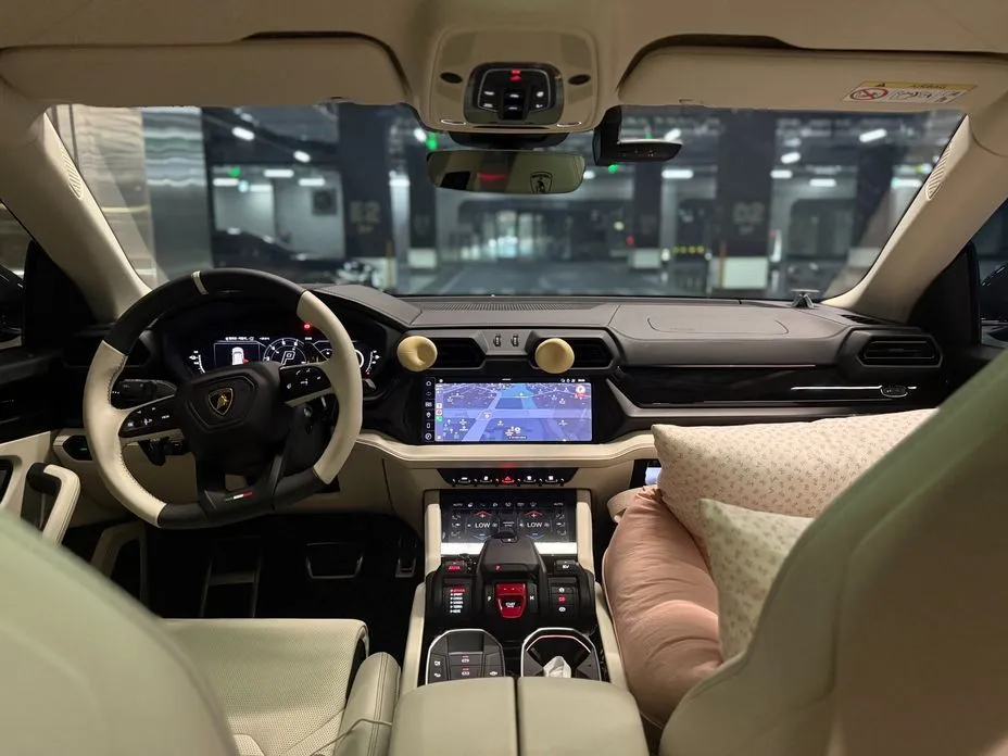 Lamborghini Urus 2025 из KR, фото 3
