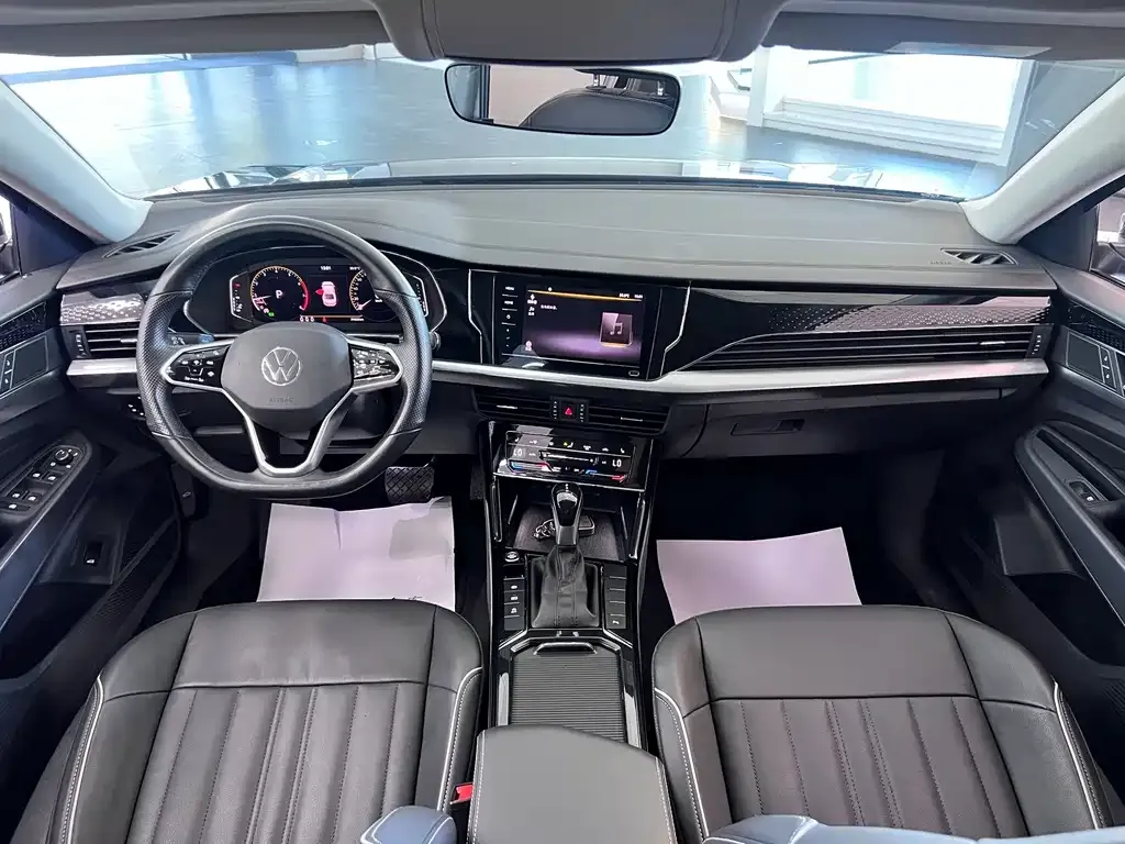 Volkswagen Passat — фото 4