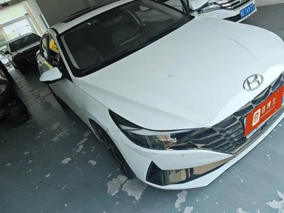 Hyundai Elantra 2022 из CN, фото 9