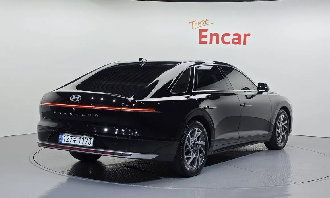 Hyundai Grandeur 2023 из KR, фото 8