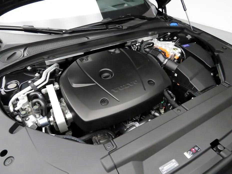 Volvo S90 — фото 10