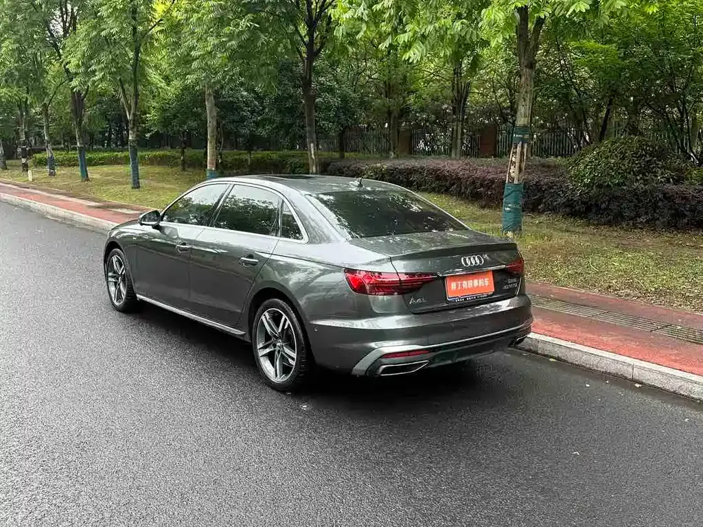 Audi A4L — фото 8