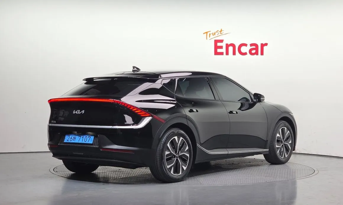 Kia EV6 2023 из KR, фото 4