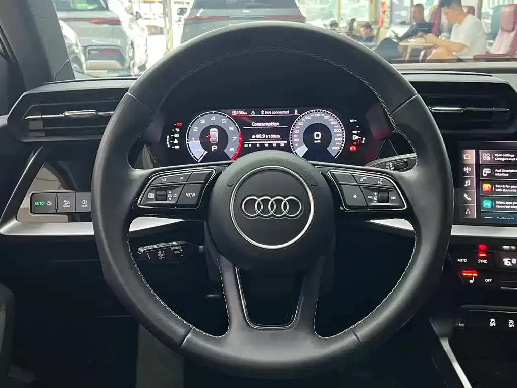Audi A3 — фото 9