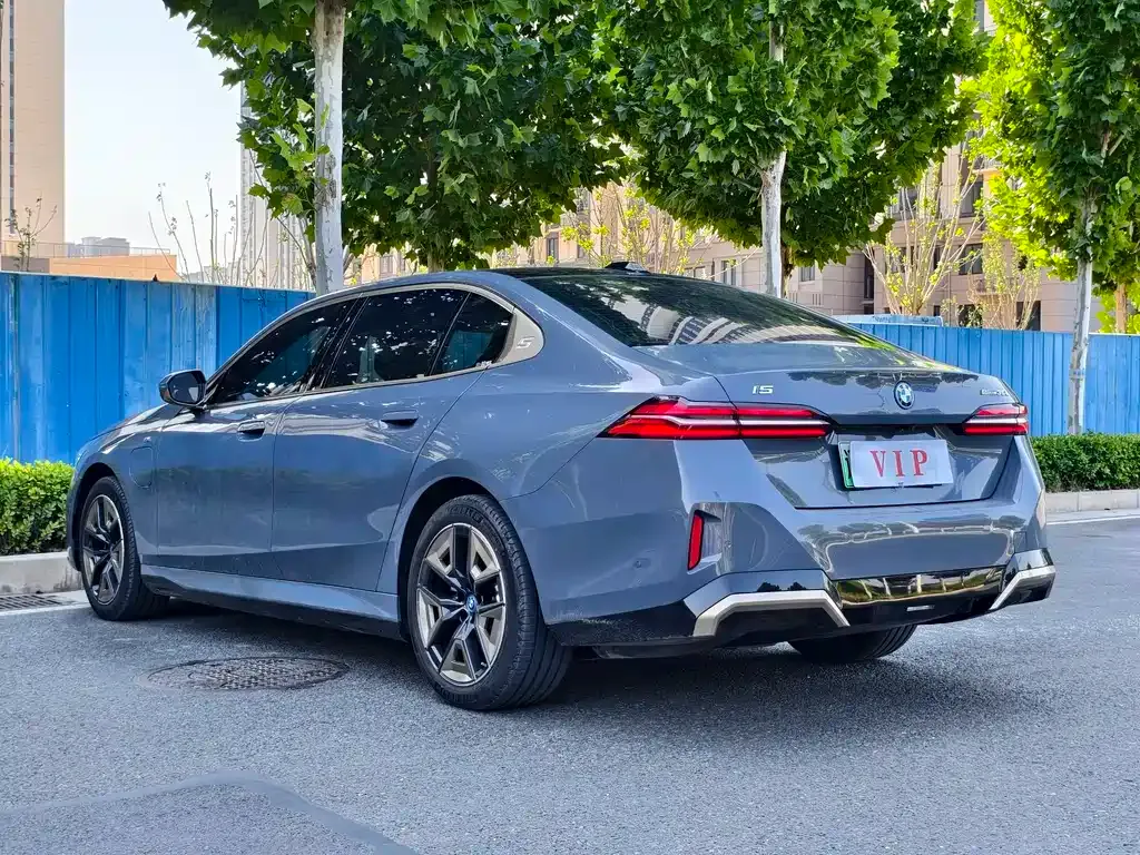 BMW i5 2024 из CN, фото 7