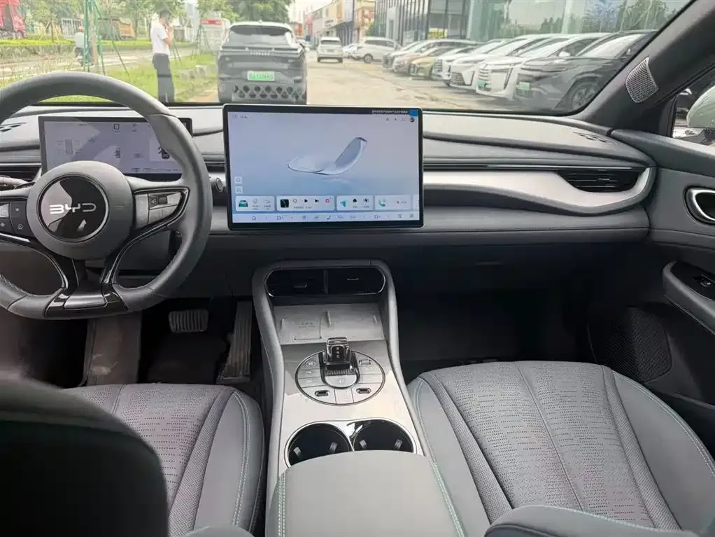 BYD Seal 06GT — фото 10