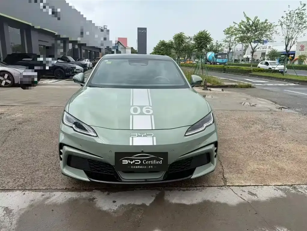 BYD Seal 06GT — фото 8