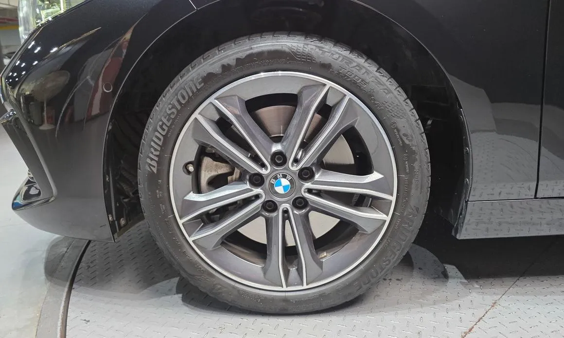 BMW 1-Series 2024 из KR, фото 8