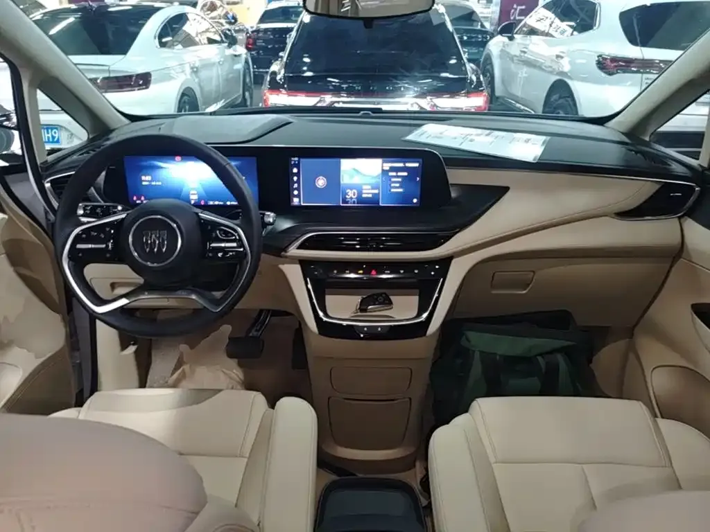 Buick GL8 Hybrid — фото 9
