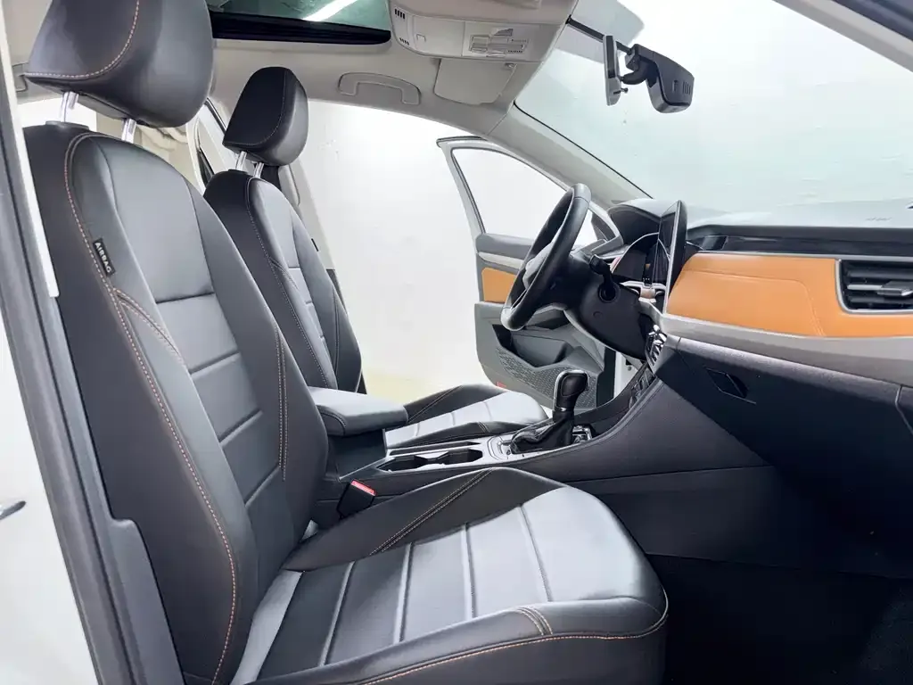 Volkswagen Bora 2022 из CN, фото 5