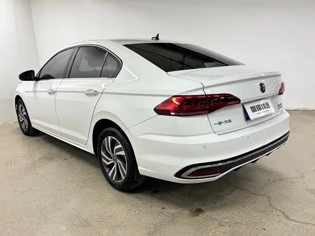 Volkswagen Bora 2022 из CN, фото 10