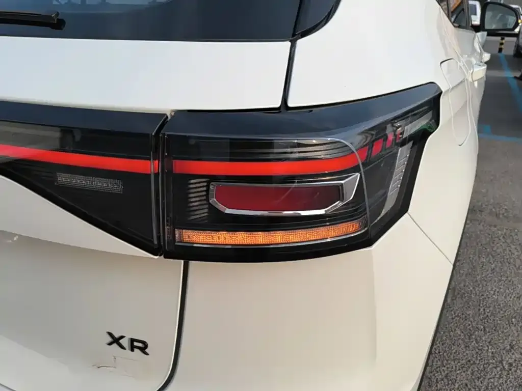 Volkswagen Tharu — фото 2