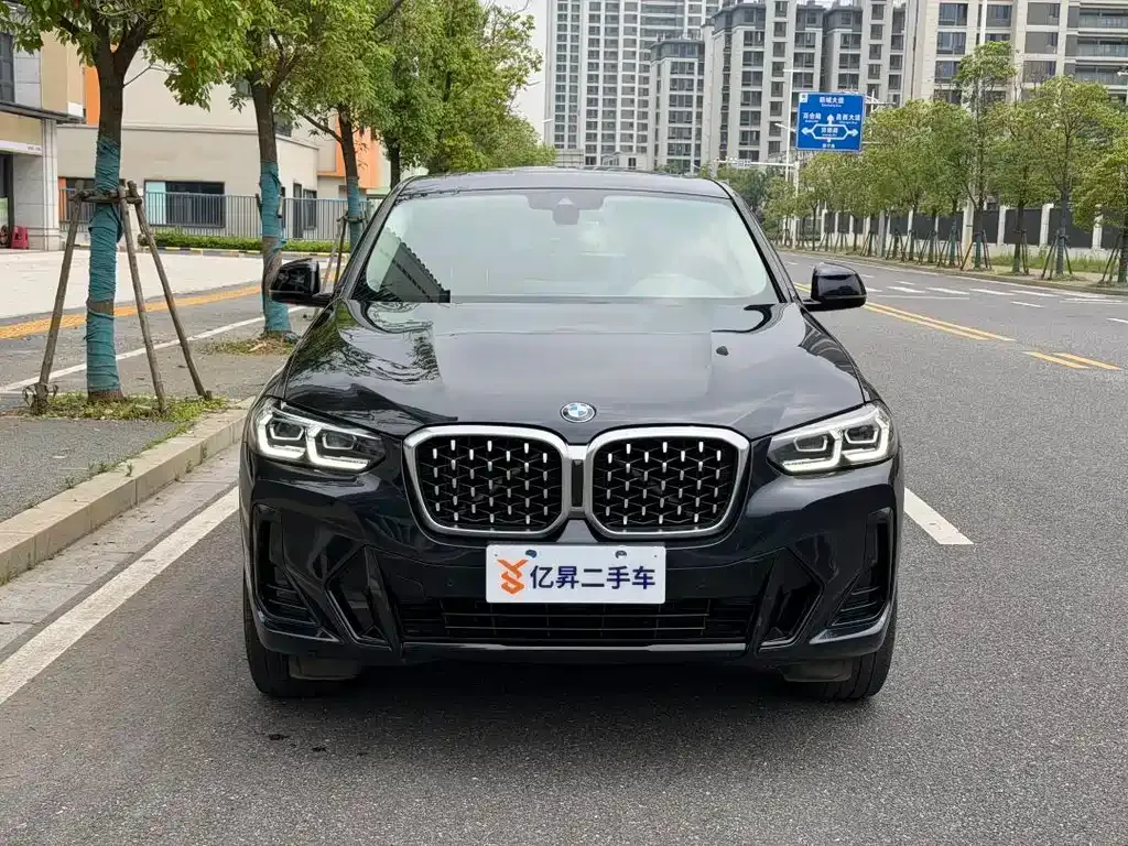 BMW X4 — фото 1