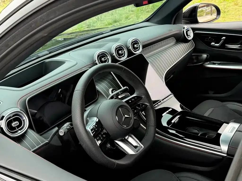 Mercedes-Benz GLC AMG — фото 5