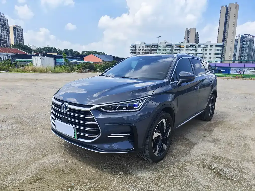 BYD Tang New Energy — фото 1