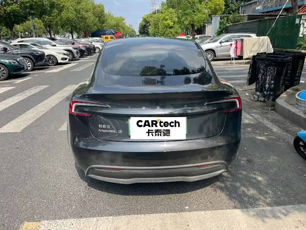 Tesla Model 3 — фото 6