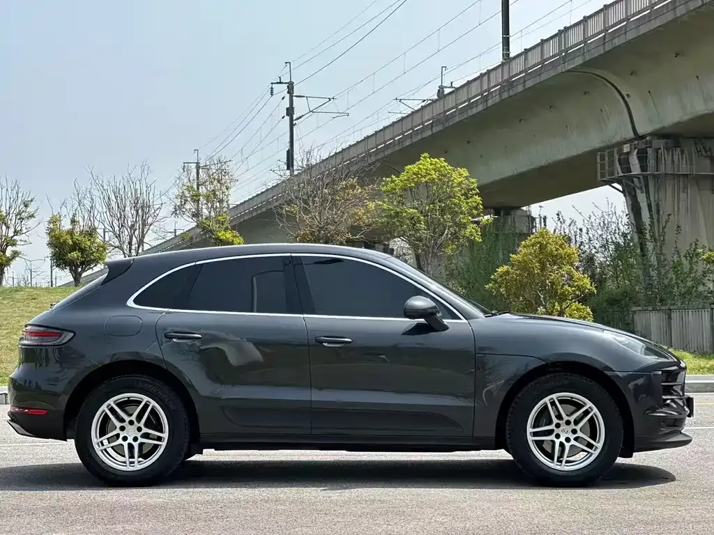 Porsche Macan 2021 из CN, фото 8
