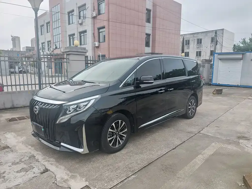 GAC Motor Trumpchi M8 — фото 1