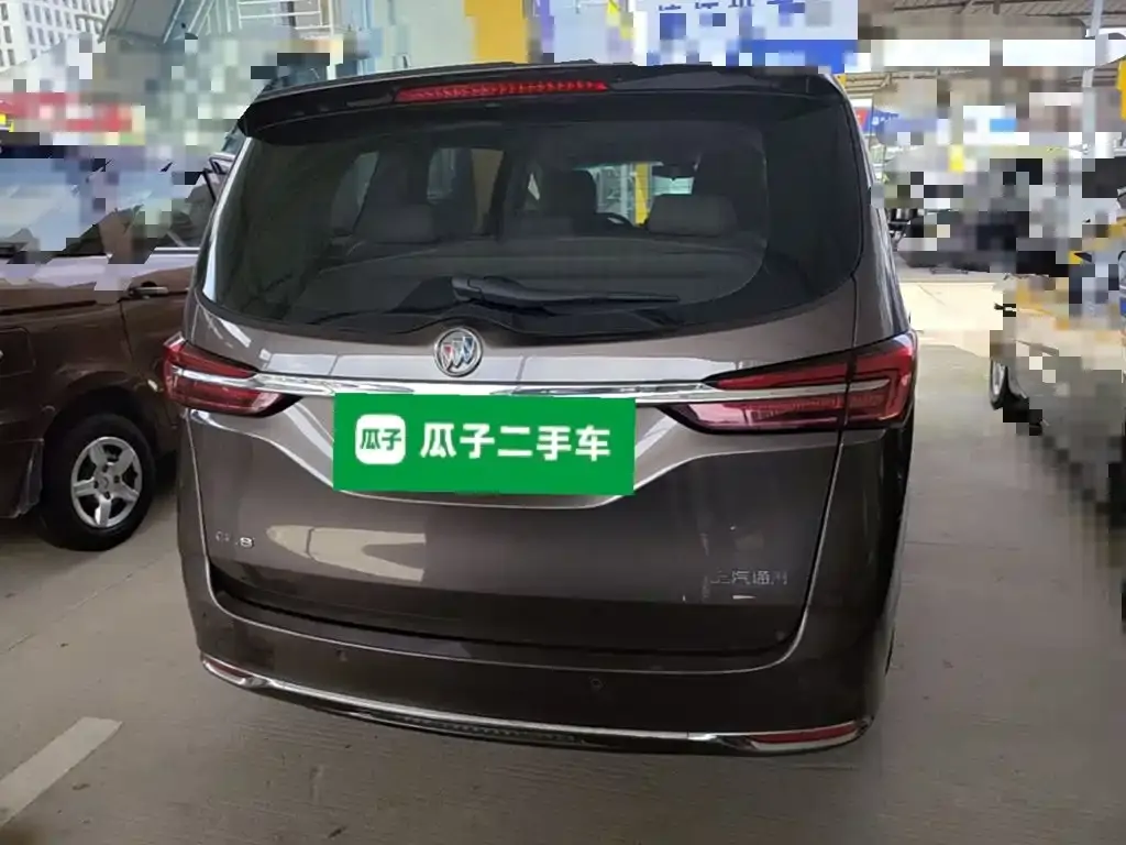 Buick GL8 2024 из CN, фото 3