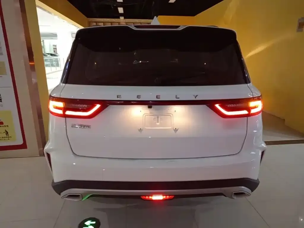 Geely Vision X6 — фото 5