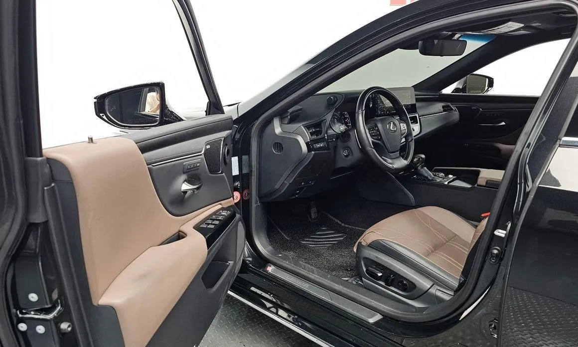 Lexus ES 2026 из KR, фото 7