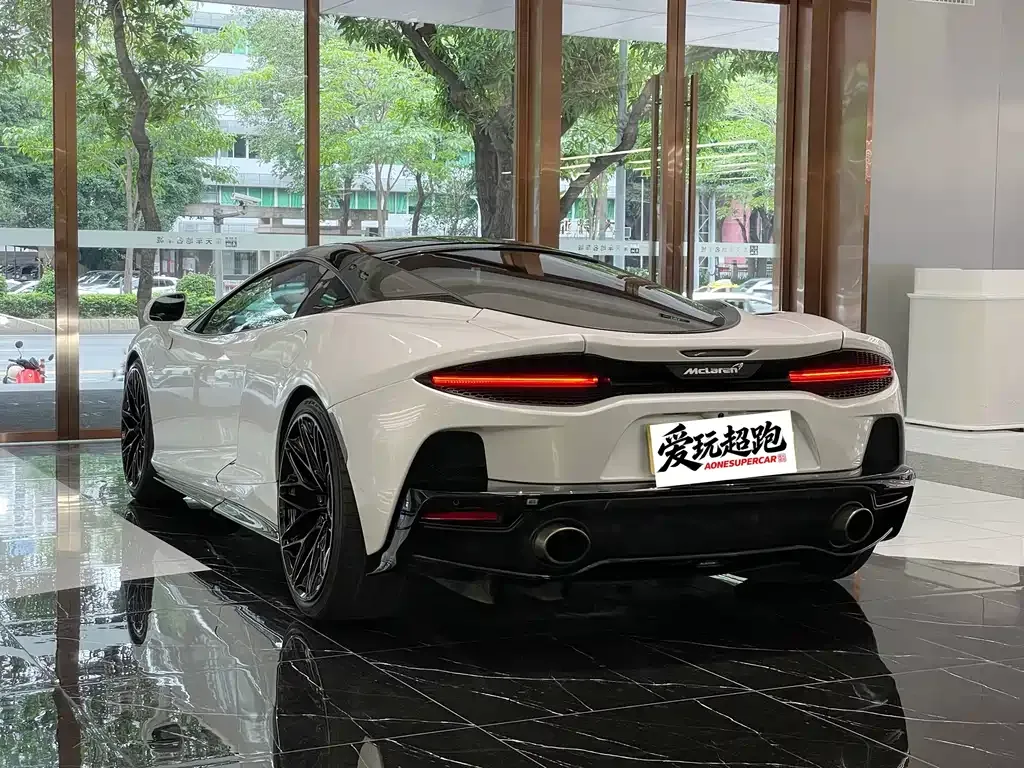 McLaren GT — фото 8