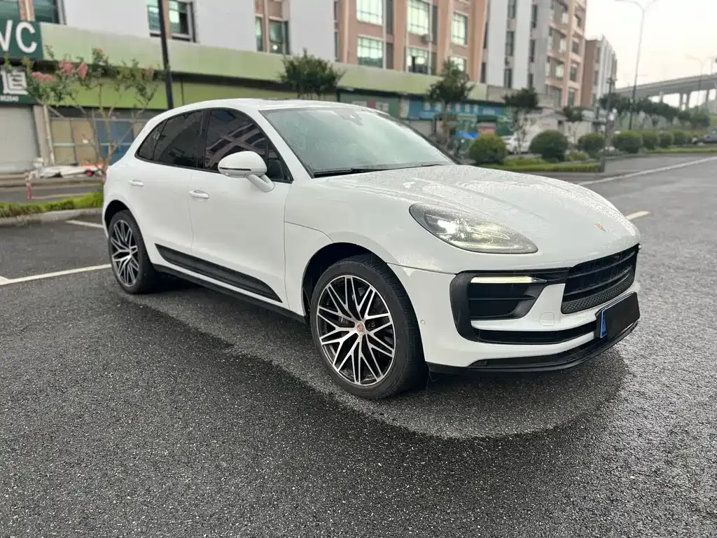 Porsche Macan — фото 9