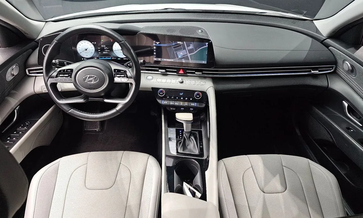 Hyundai AVANTE — фото 9