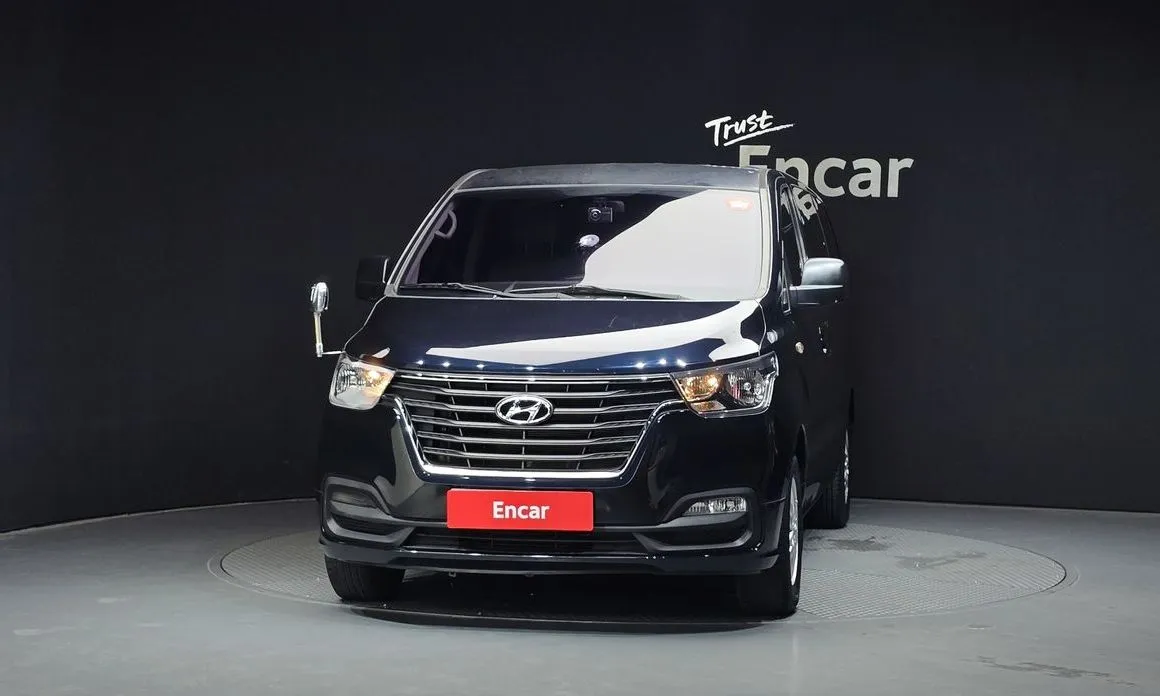 Hyundai Starex — фото 5