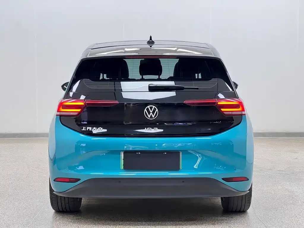 Volkswagen ID.3 — фото 8