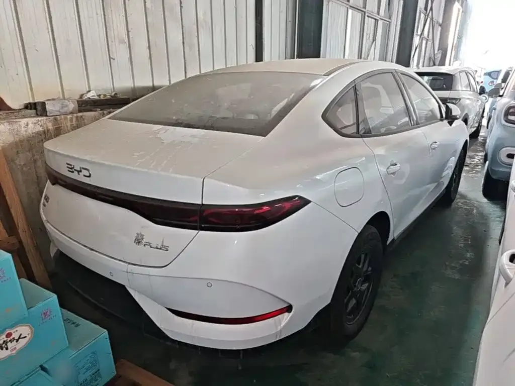 BYD Qin PLUS — фото 9