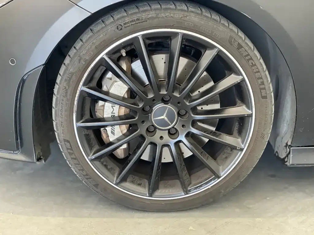 Mercedes-Benz CLA AMG — фото 10