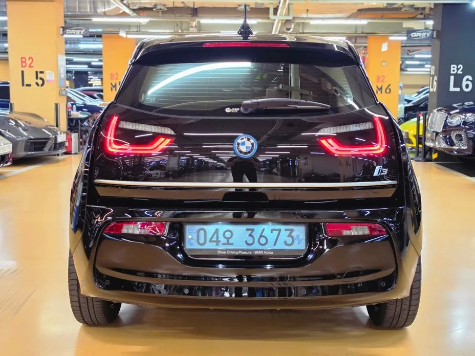 BMW i3 — фото 9
